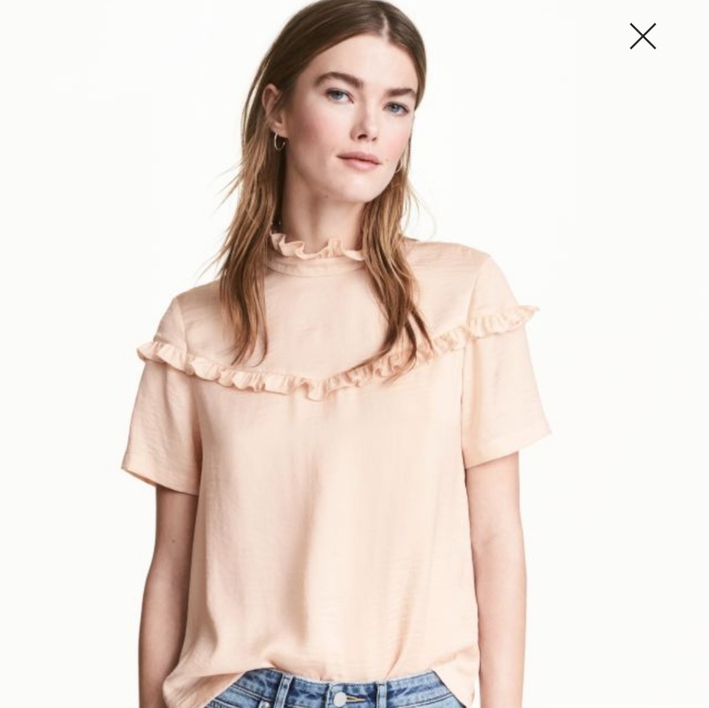 NWOT Light peach H&M Blouse with frills - Picture 1 of 9